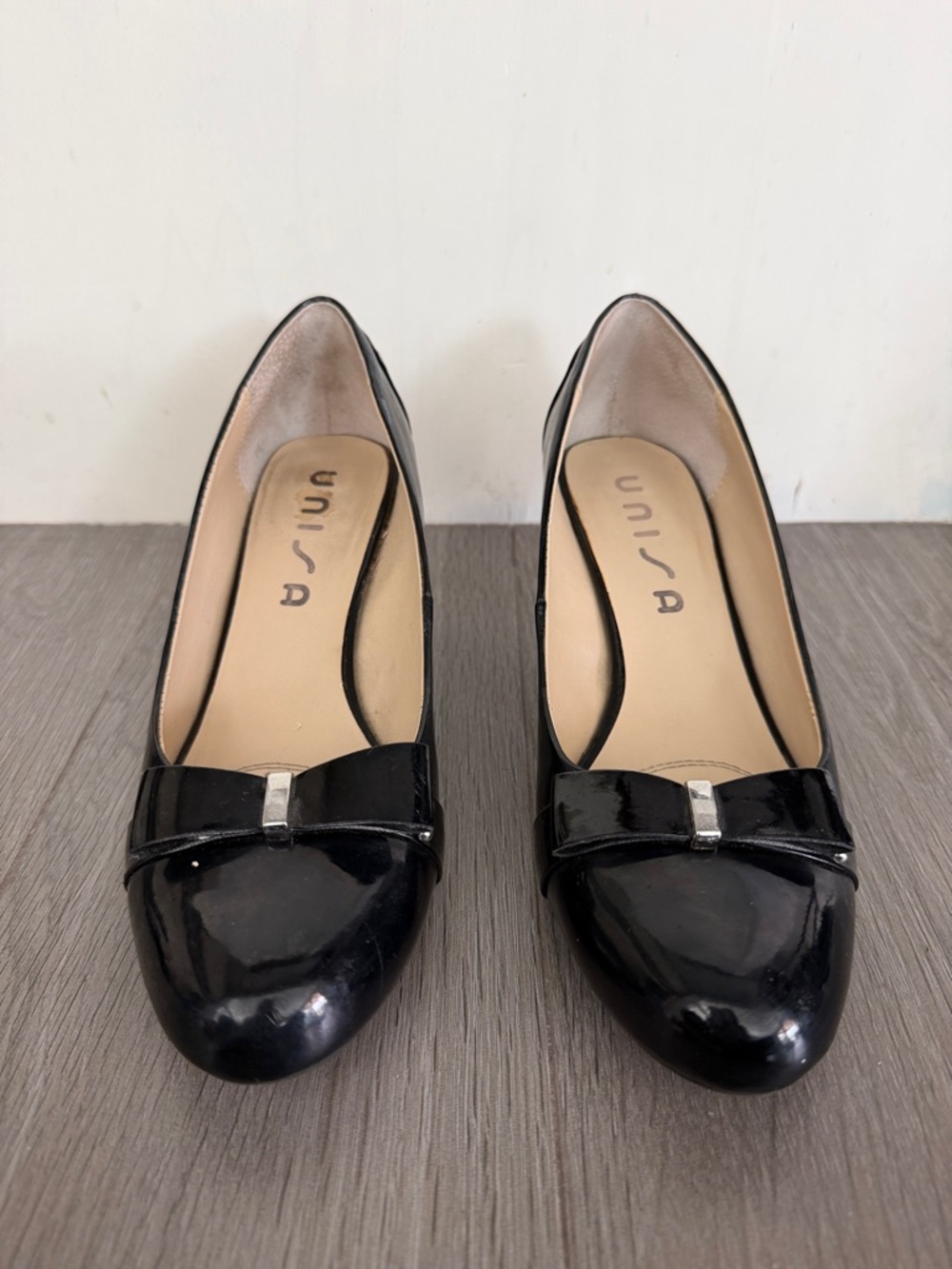 Unisa Black Patent Bow-Accent Pointed-Toe Flats
